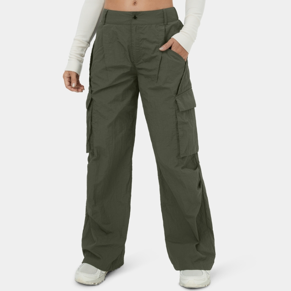 Halara NWOT low rise cargo pants